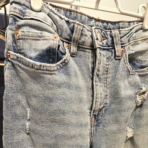 Divided by H&M size 6